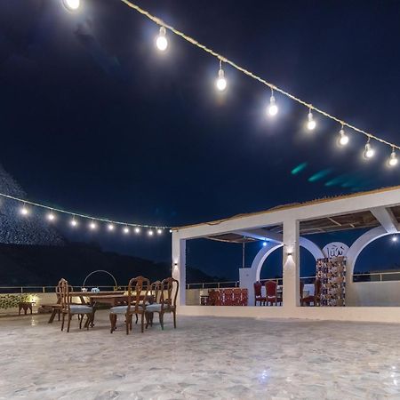 The Grand Pyramids View Hotel Kafret el-Gabal Extérieur photo