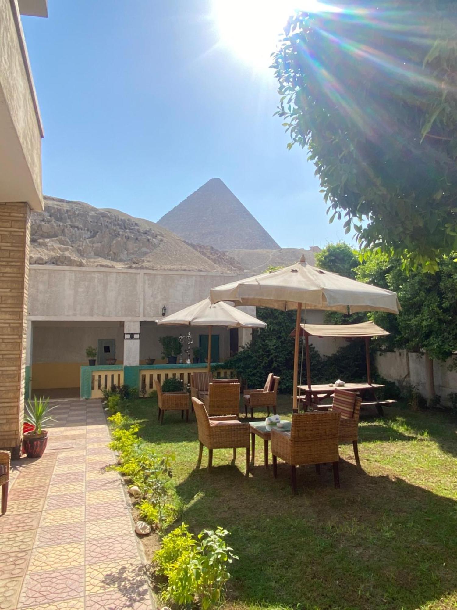 The Grand Pyramids View Hotel Kafret el-Gabal Extérieur photo