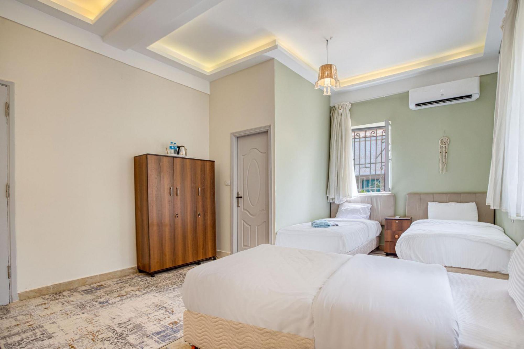 The Grand Pyramids View Hotel Kafret el-Gabal Chambre photo