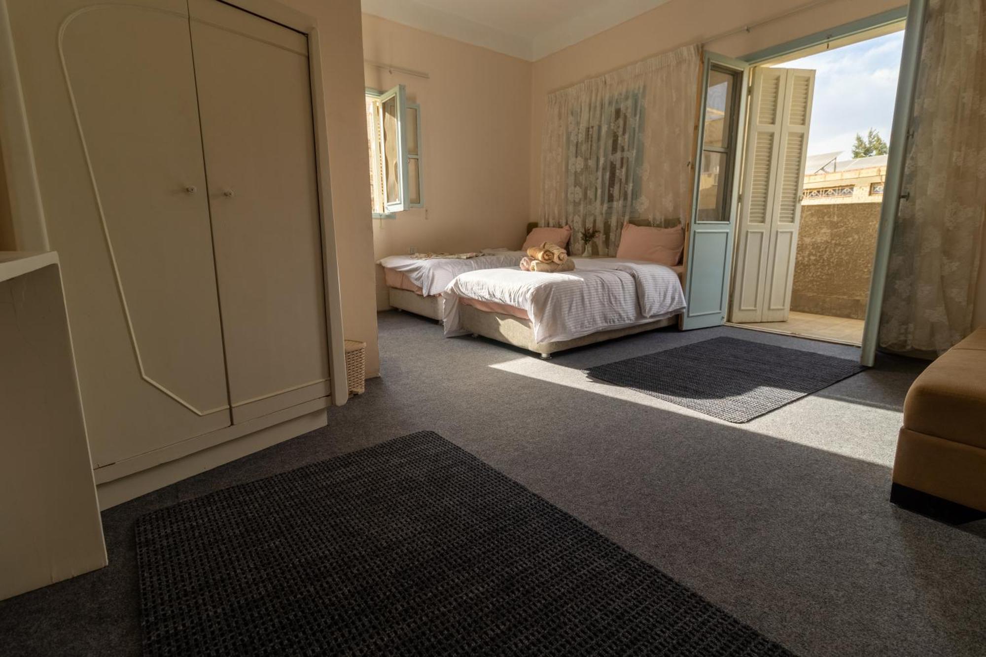 The Grand Pyramids View Hotel Kafret el-Gabal Chambre photo